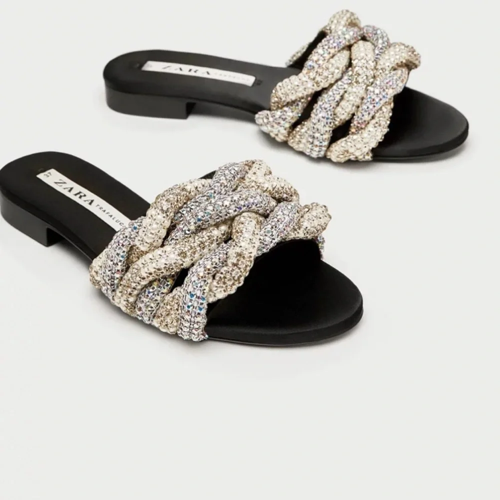 ZARA Gem Rhinestone Slides - Picture 9 of 9
